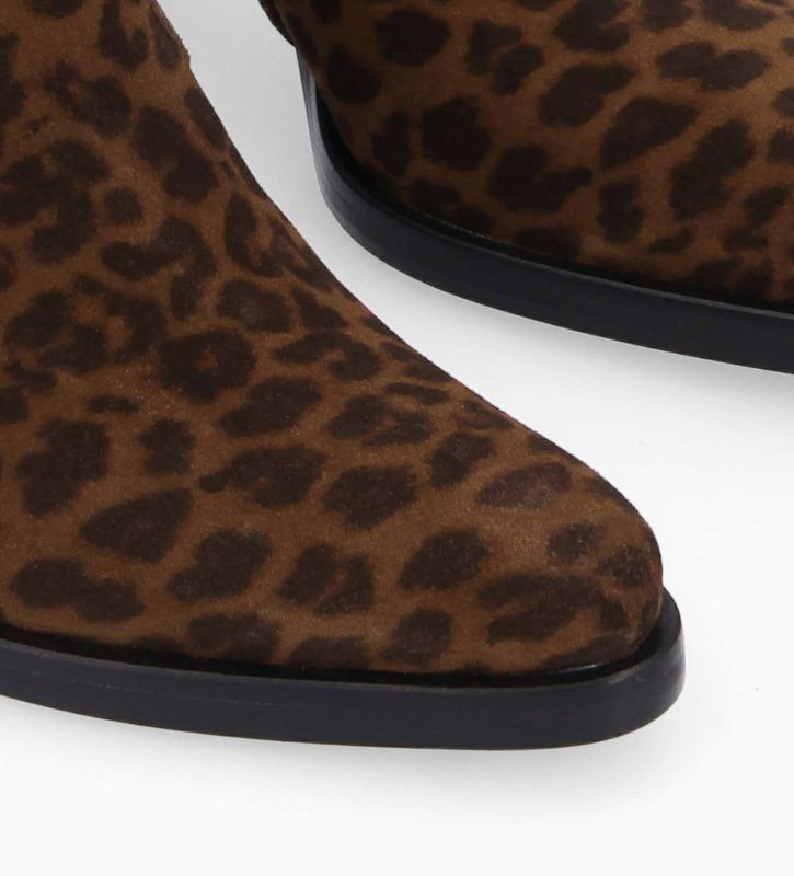 Women's leather ankle boots with leopard print